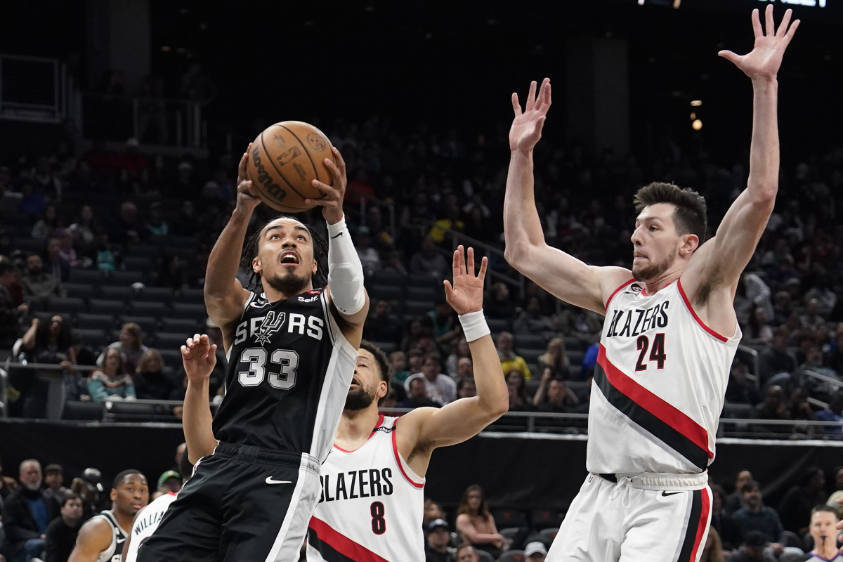 Tre Jones Drew Eubanks Blazers